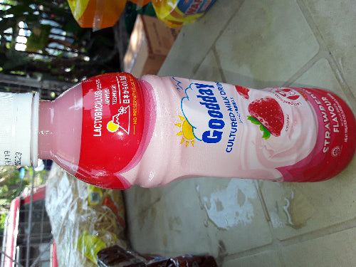 350ml Goodday Cultured Milk Drink Strawberry Flavor