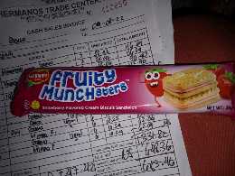 26g Fruity Munchstres Strawberry