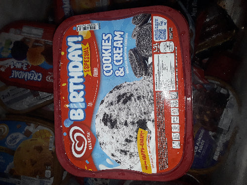 1.3L Selecta Birthday Espesyal Cookies & Cream