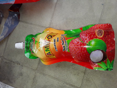 250ml Amigo Strawberry Drink With Nata De Coco