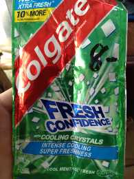 22g Colgate Fresh Confidence Cool Menthol